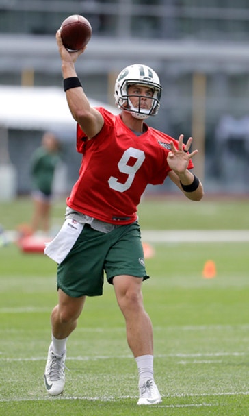 All eyes on Jets' 3-man QB competition as camp kicks off